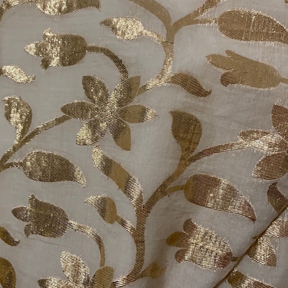 Gold dress - Picture 7 of 7